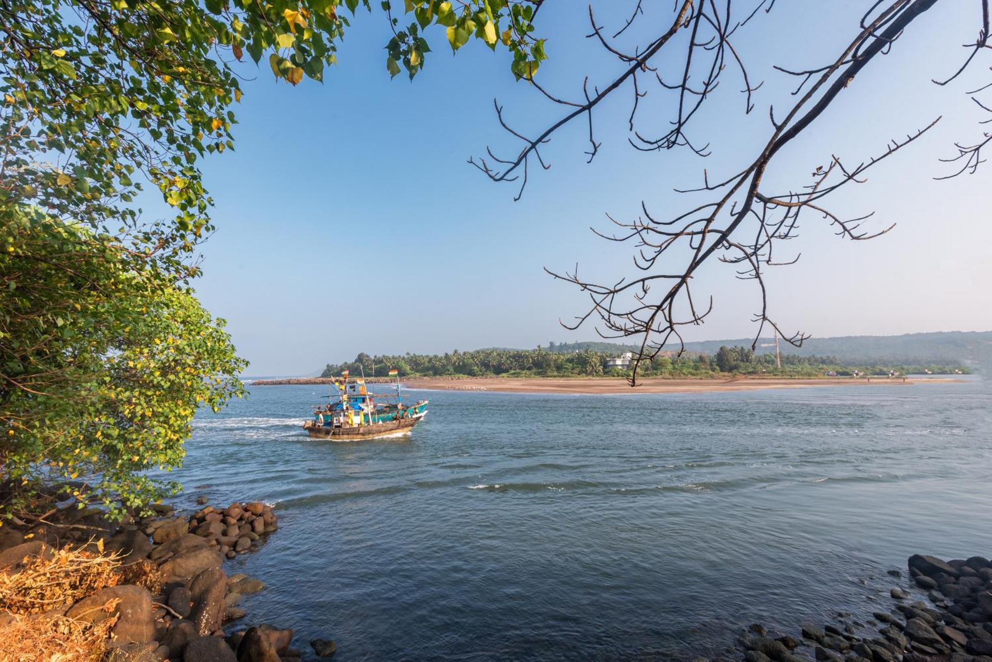 Saffronstays Athaang, Dapoli Anjarle Luaran gambar